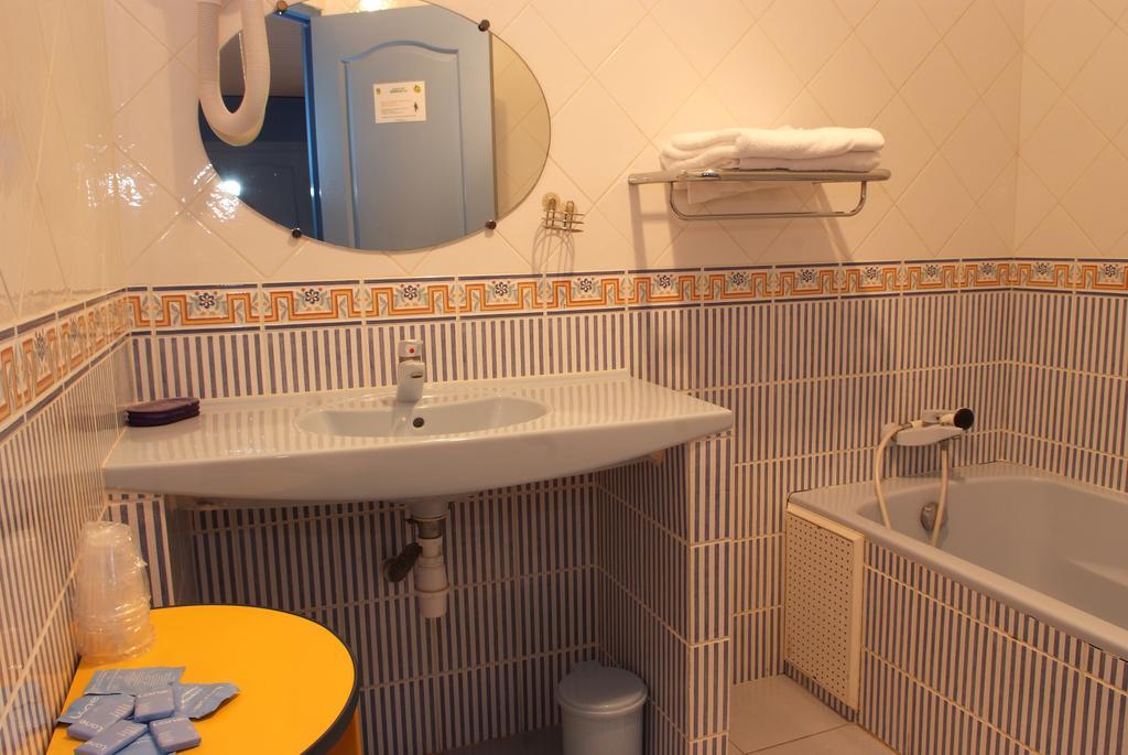 Hotel La Chaumiere Matoury Ngoại thất bức ảnh